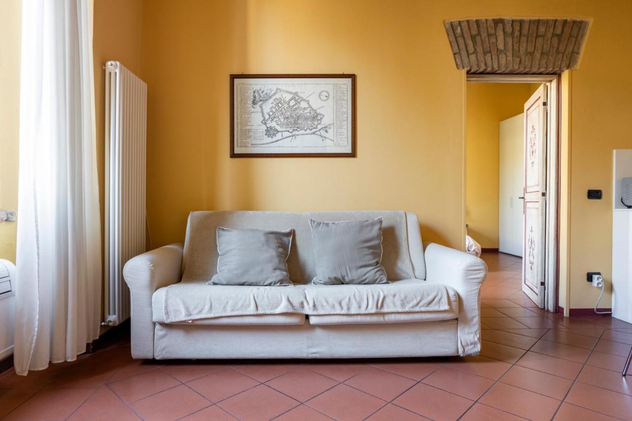 Appartement Casa Duchesse Al Castello à Ferrare Extérieur photo