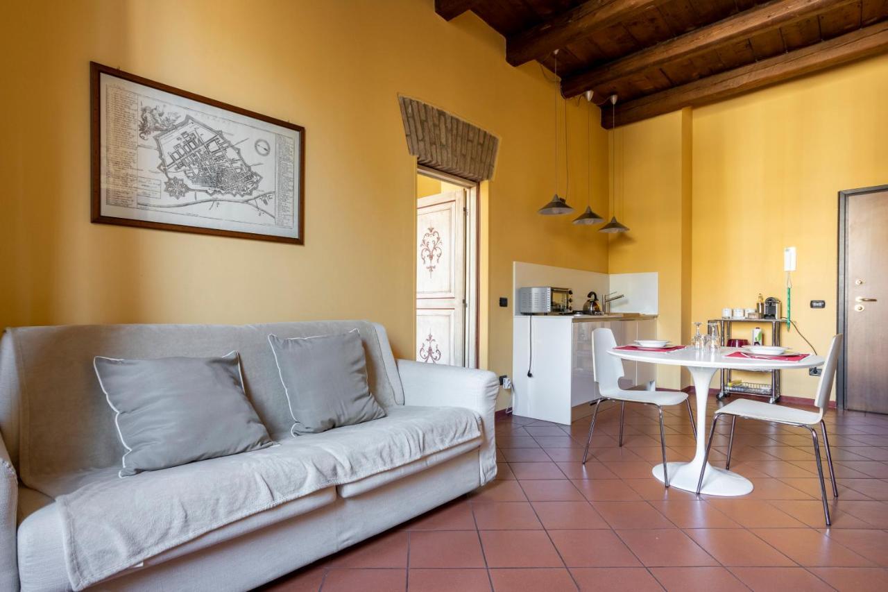 Appartement Casa Duchesse Al Castello à Ferrare Extérieur photo